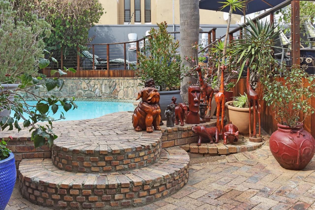 40 Winks Guest House Green Point Кейптаун Екстериор снимка