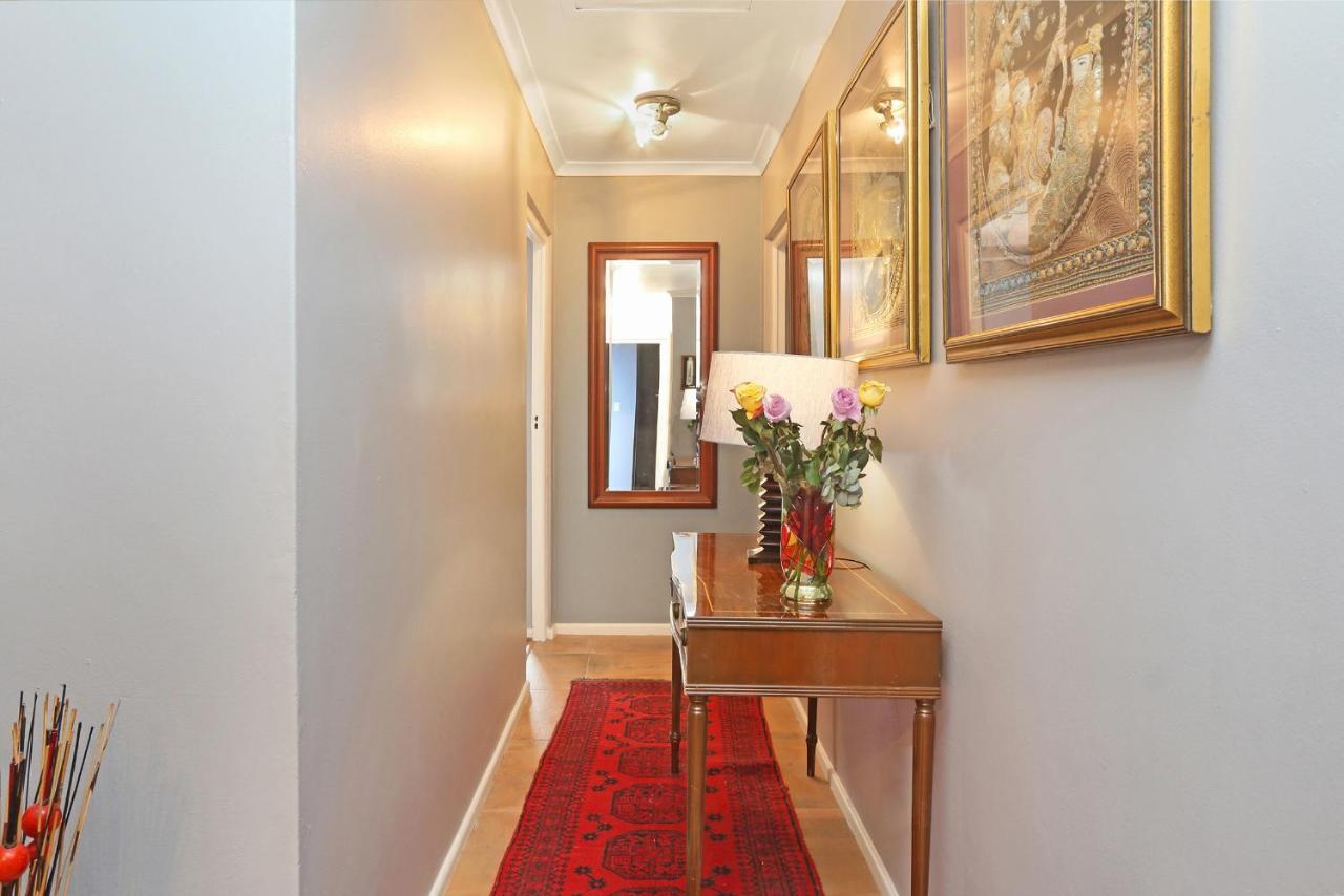 40 Winks Guest House Green Point Кейптаун Екстериор снимка