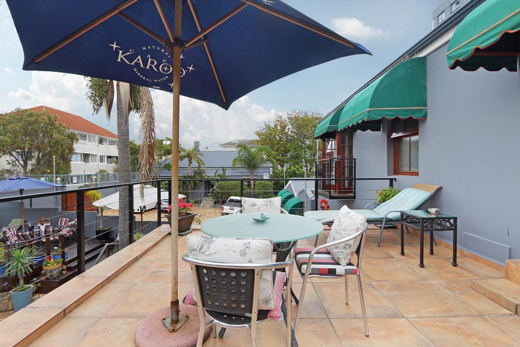 40 Winks Guest House Green Point Кейптаун Екстериор снимка
